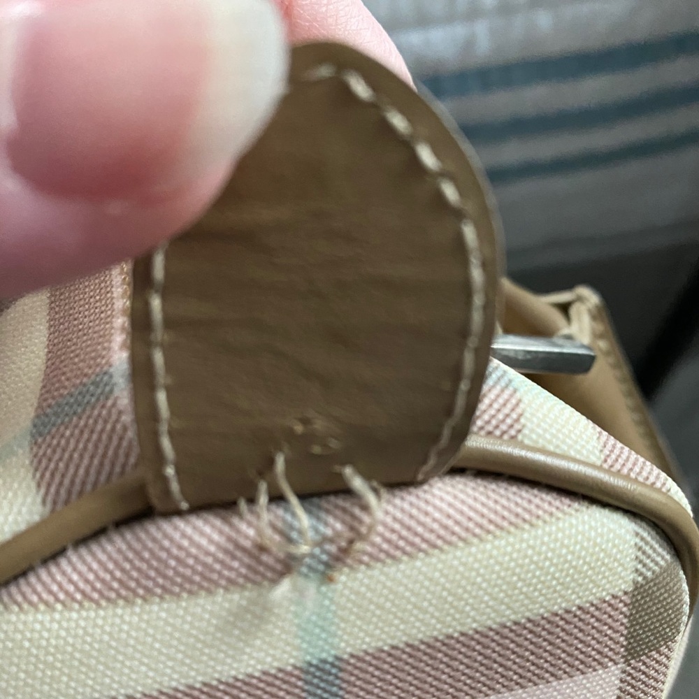 Burberry pink check handbag - Picture 9 of 15